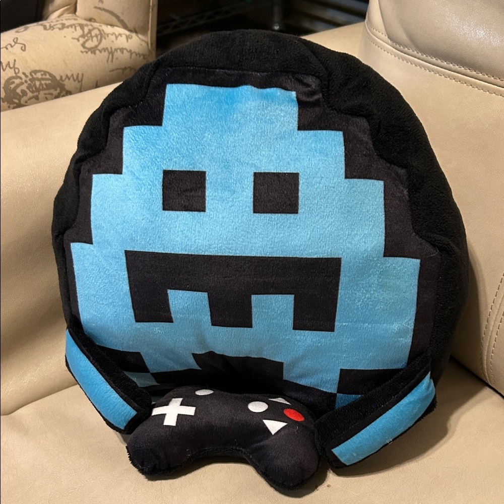 Mi Black Plush Pillow